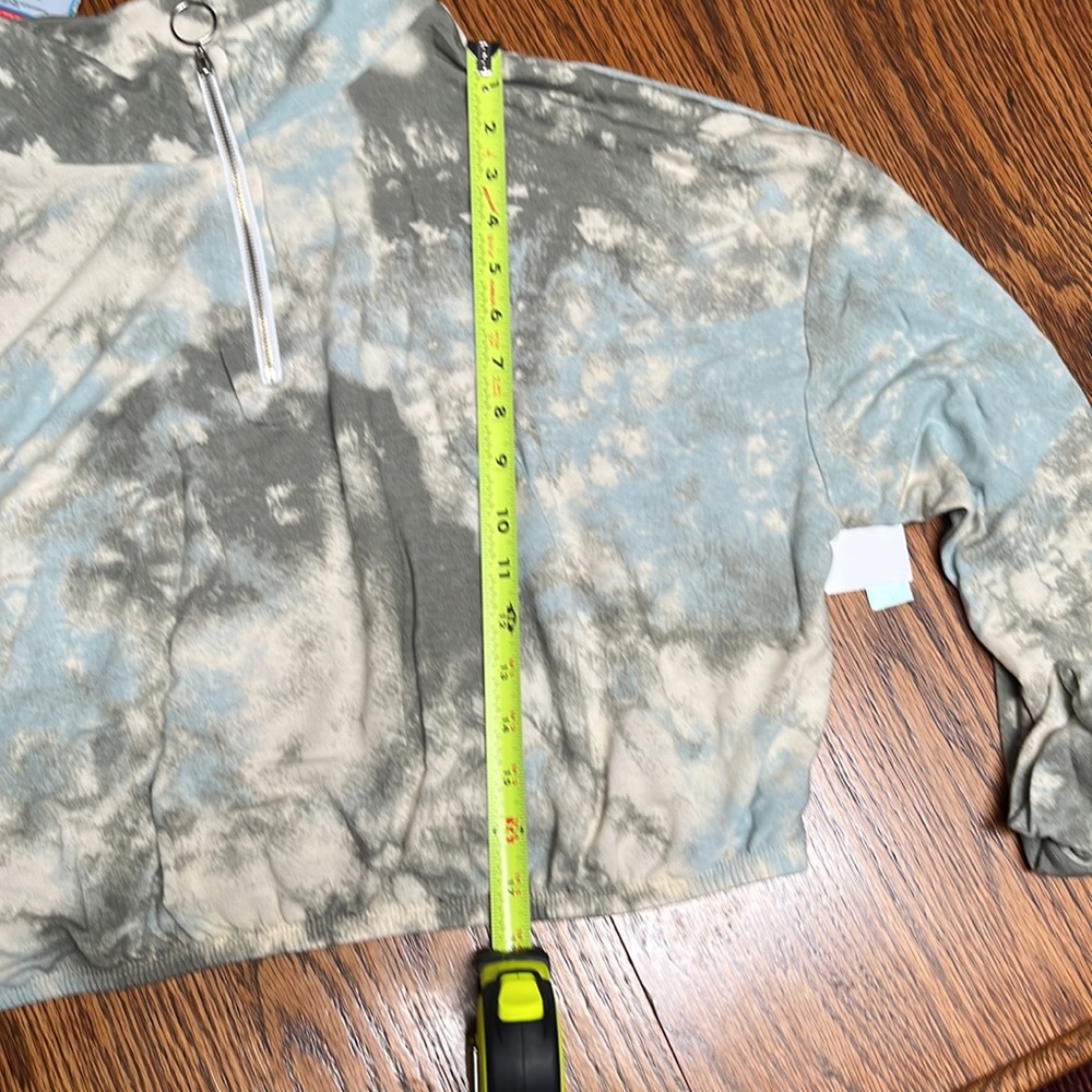 Abound Tie-Dye Quarter-Zip Pullover in Gray and Cream - Picture 8 of 8